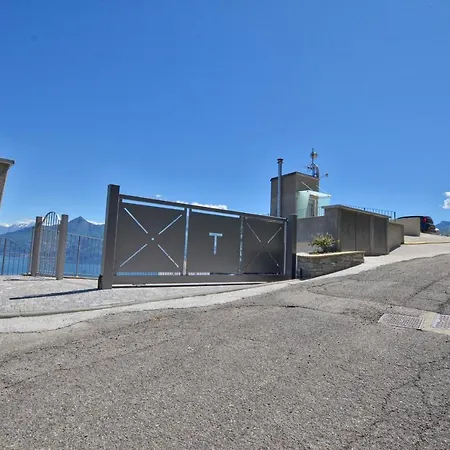 Felice Sul 2-bedroom Lakeview