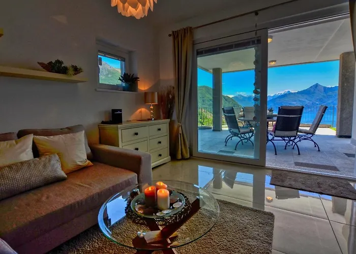 Lakeside Retreat *